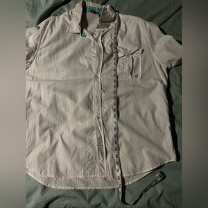 Short sleeve button up